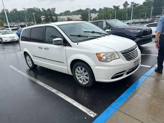 CHRYSLER TOWN AND COUNTRY 2011 2A4RR8DG8BR609813 image